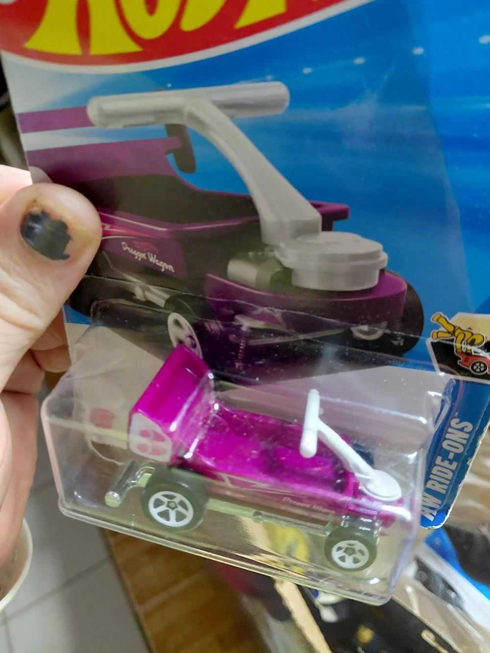 Hot Wheels Draggin' Wagon from the 2025 HW Ride-Ons series (number 68/250, 3/5),